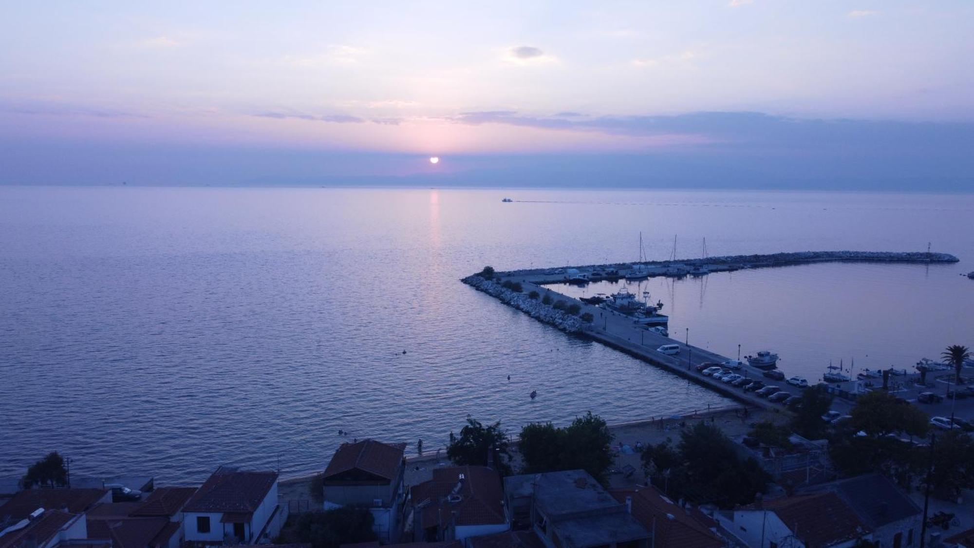 Beachfront Apartment Thassos Σκάλα Καλλιράχης Εξωτερικό φωτογραφία